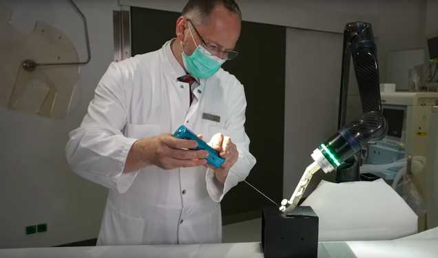 Bonito biopsy robot