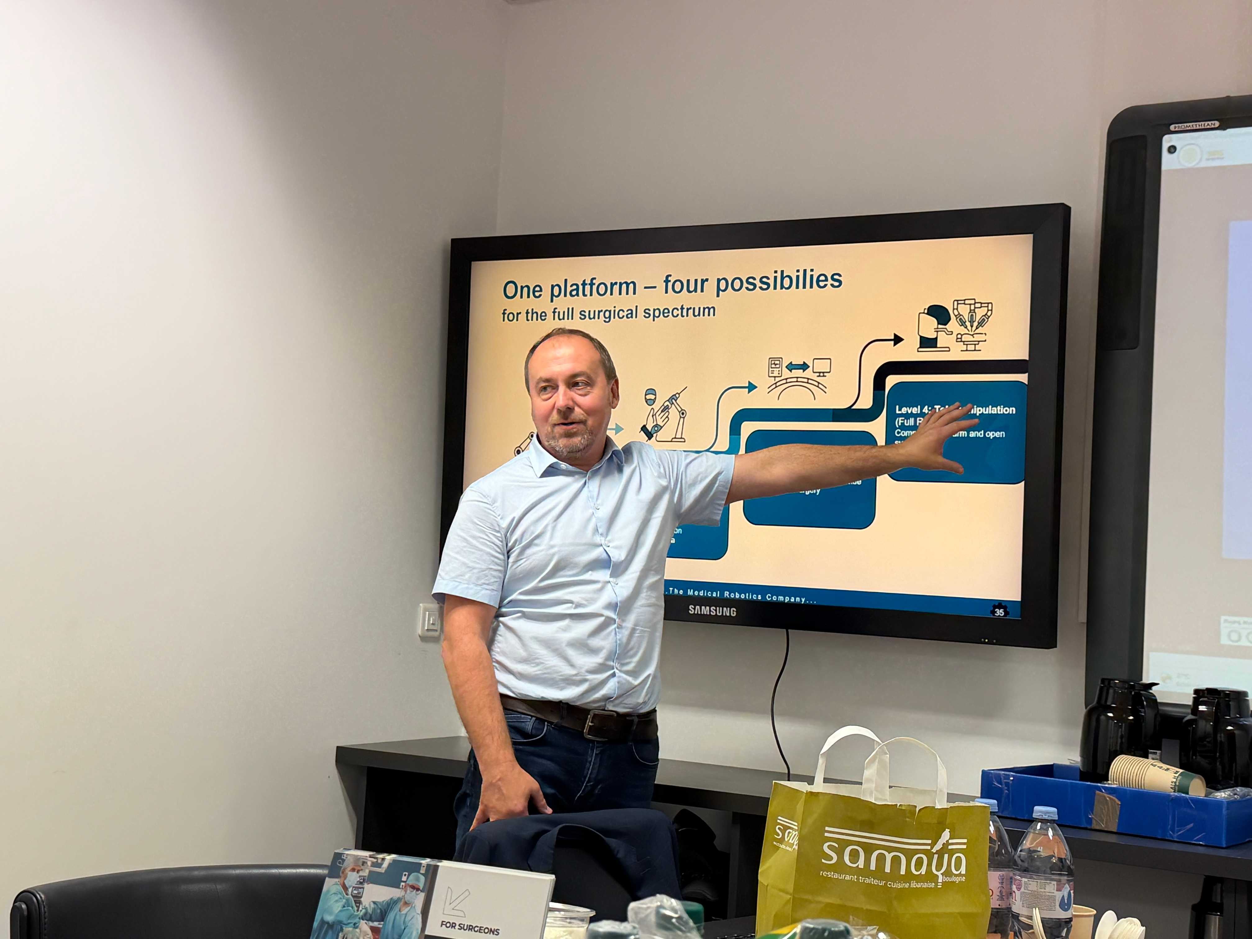 100th Surgery with AVROS P – Expert Meeting in Paris